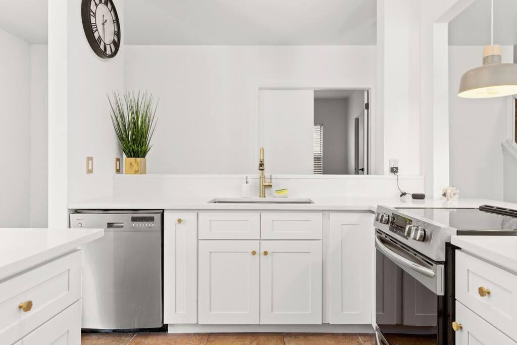 5 Bedrooms With Chefs Kitchen 2 Masters Room And Game Lounge San Antonio Exterior photo